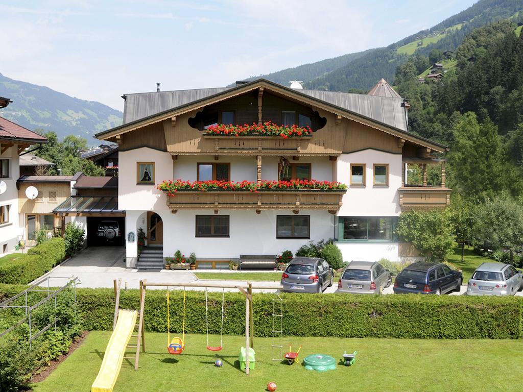 Ferienwohnungen Rahm Mayrhofen Ruang foto